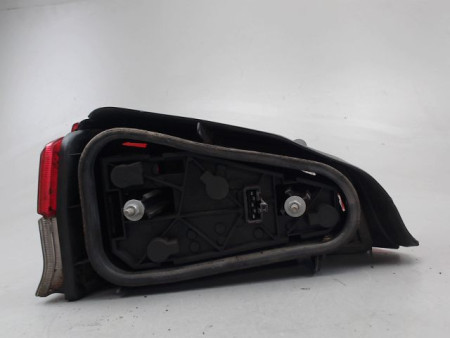 FEU ARRIERE DROIT PEUGEOT 106