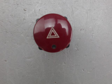 BOUTON DE WARNING CITROEN BERLINGO