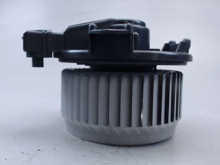 MOTEUR VENTILATEUR CHAUFFAGE SUZUKI SX4
