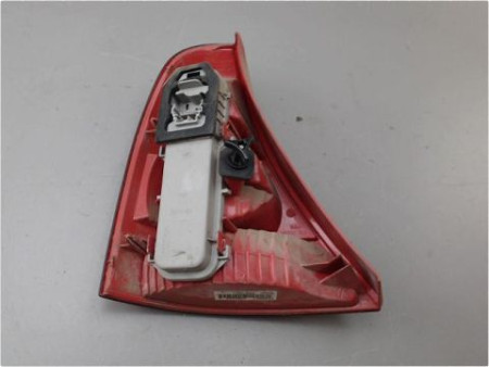 FEU ARRIERE DROIT RENAULT CLIO