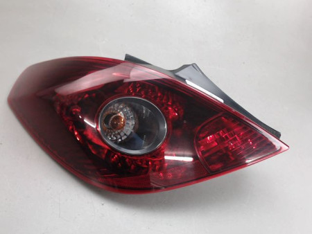 FEU ARRIERE GAUCHE  OPEL CORSA