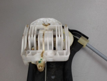 MECANISME LEVE-GLACE AVANT DROIT B.M.W. X5