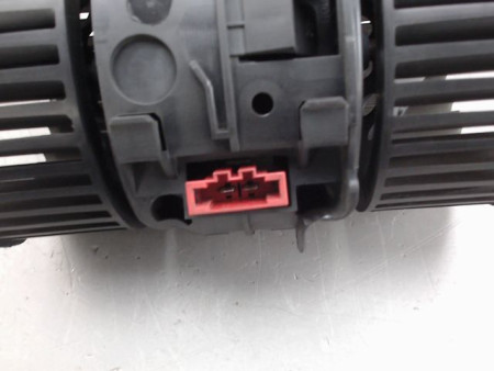 MOTEUR VENTILATEUR CHAUFFAGE RENAULT MEGANE