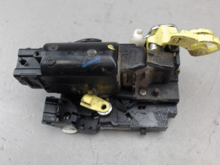 SYSTEME CONDAMNATION ARRIERE GAUCHE DACIA DUSTER