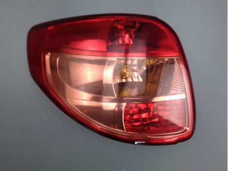 FEU ARRIERE GAUCHE  SUZUKI SX4