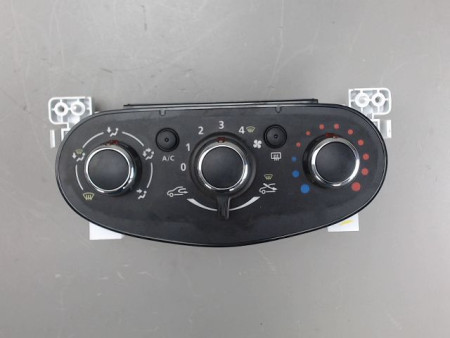 COMMANDE DE CHAUFFAGE DACIA DUSTER