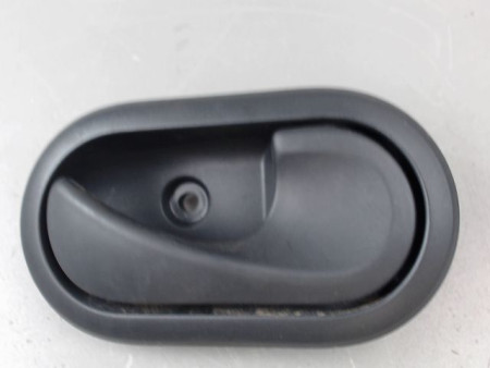 POIGNEE INTERIEURE PORTE AVANT DROIT DACIA DUSTER