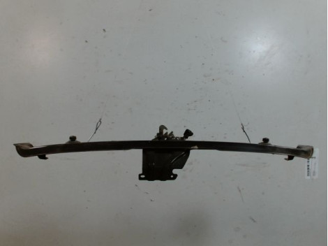 TRAVERSE SUPERIEURE ARMATURE AVANT PEUGEOT 206