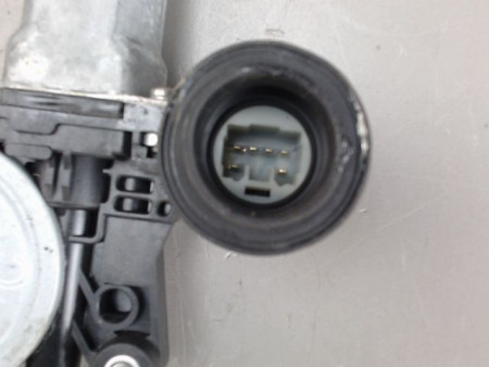 MECANISME LEVE-GLACE AVANT GAUCHE SUZUKI SWIFT