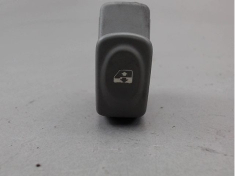 COMMANDE LEVE-GLACE PORTE AVD RENAULT TWINGO