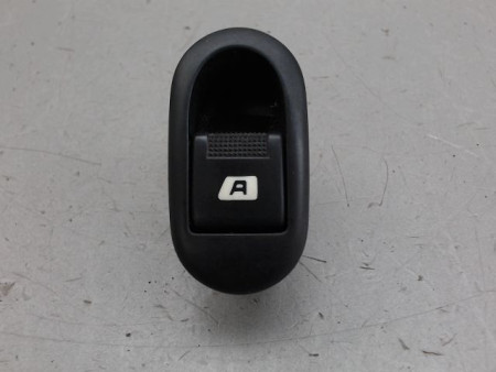 COMMANDE LEVE-GLACE PORTE AVG PEUGEOT 1007