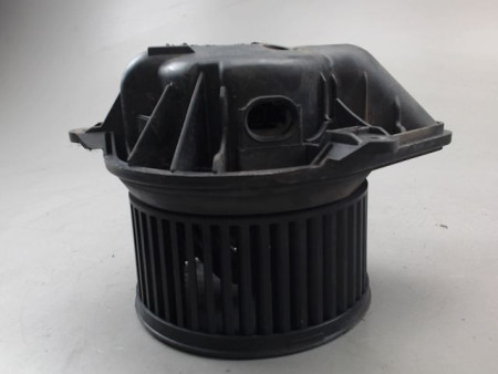 MOTEUR VENTILATEUR CHAUFFAGE RENAULT MEGANE