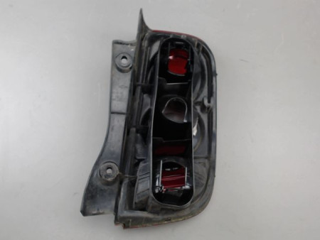 FEU ARRIERE GAUCHE  NISSAN MICRA