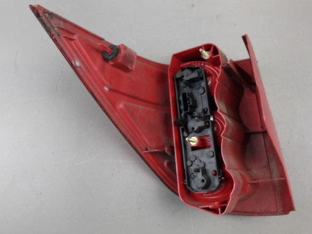 FEU ARRIERE DROIT PEUGEOT 1007