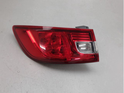 FEU ARRIERE GAUCHE  RENAULT CLIO