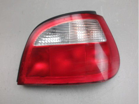 FEU ARRIERE DROIT RENAULT MEGANE