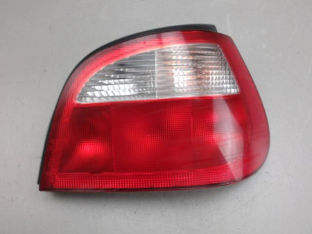 FEU ARRIERE DROIT RENAULT MEGANE