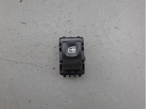 COMMANDE LEVE-GLACE PORTE AVD RENAULT MEGANE