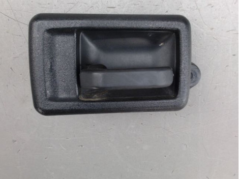 POIGNEE INTERIEURE PORTE ARRIERE GAUCHE PEUGEOT 106KID/ATO