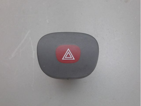 BOUTON DE WARNING RENAULT CLIO