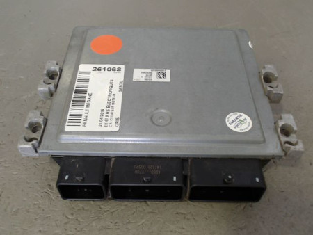 CALCULATEUR MOTEUR RENAULT MEGANE