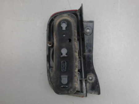 FEU ARRIERE DROIT NISSAN MICRA