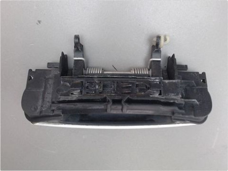 POIGNEE EXTERIEURE PORTE AVANT DROIT AUDI A3