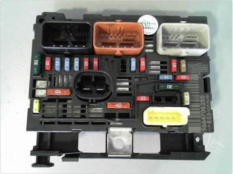 BOITE A FUSIBLES PEUGEOT 308 2007-2011