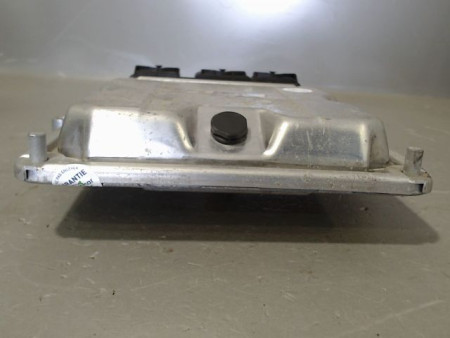 CALCULATEUR MOTEUR PEUGEOT 307