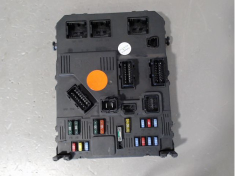 BOITIER GESTION HABITACLE PEUGEOT 206