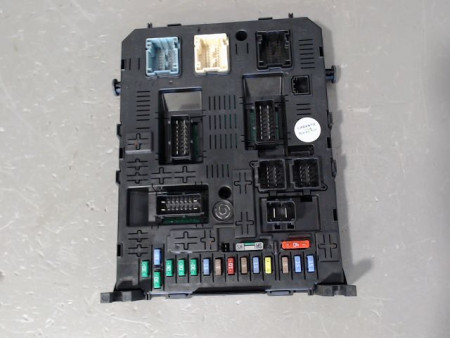 BOITIER GESTION HABITACLE PEUGEOT 308