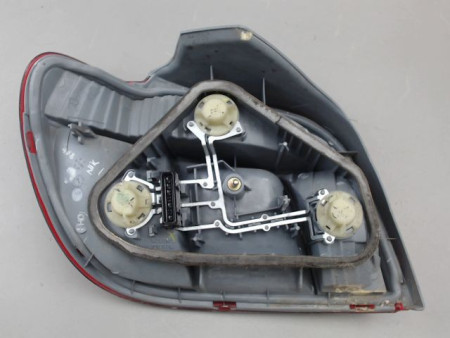 FEU ARRIERE DROIT TOYOTA YARIS
