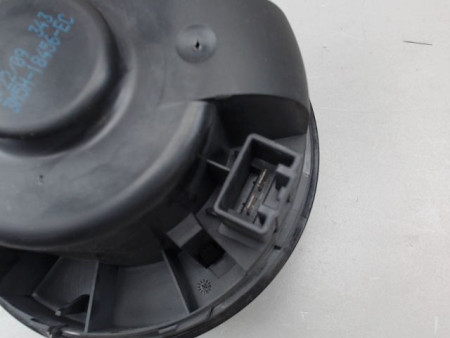 MOTEUR VENTILATEUR CHAUFFAGE FORD FOCUS