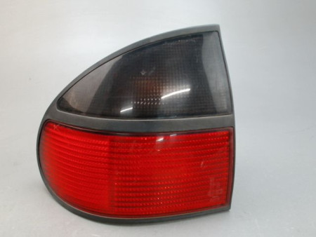 FEU ARRIERE GAUCHE  RENAULT LAGUNA