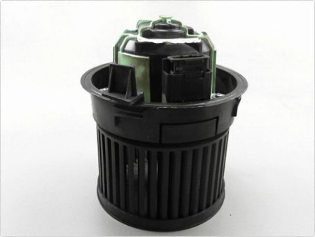 MOTEUR VENTILATEUR CHAUFFAGE PEUGEOT 308 SW 08-11