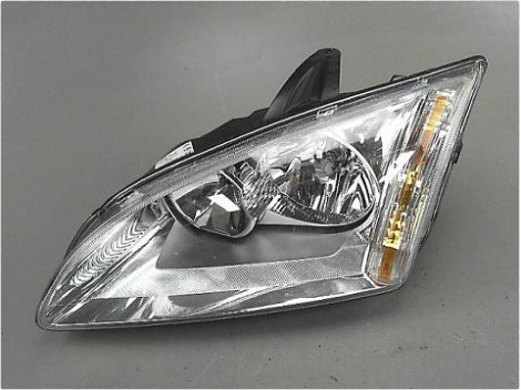 PHARE GAUCHE FORD FOCUS 04-07