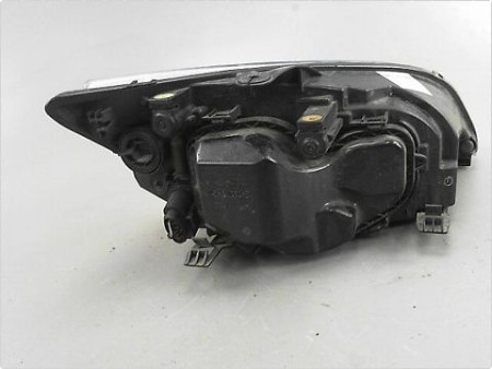 PHARE GAUCHE FORD FOCUS 04-07