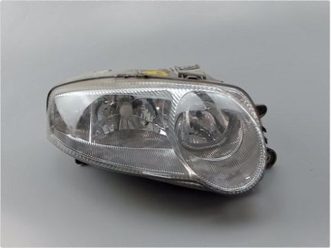 PHARE DROIT ALFA ROMEO 147 3P
