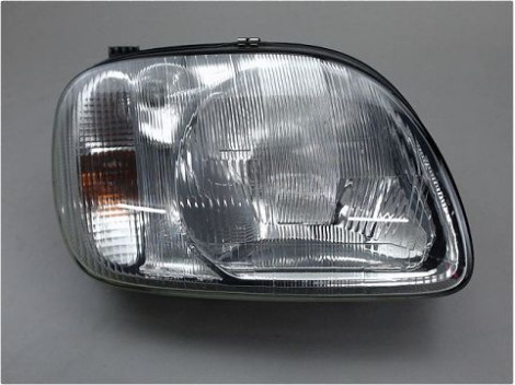PHARE DROIT NISSAN MICRA