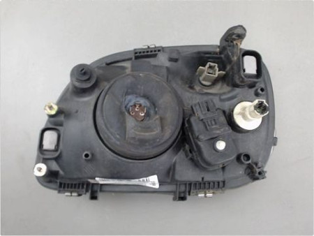 PHARE DROIT NISSAN MICRA
