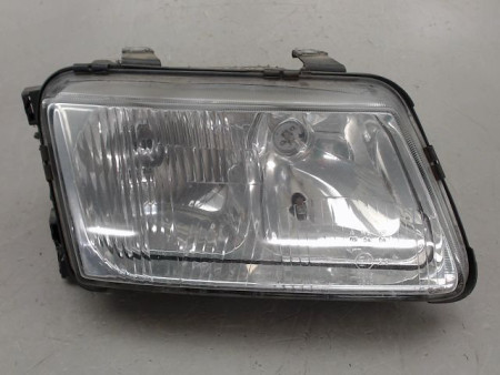 PHARE DROIT AUDI A3