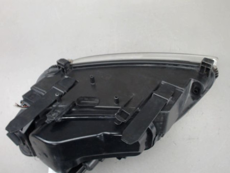 PHARE GAUCHE FORD FOCUS