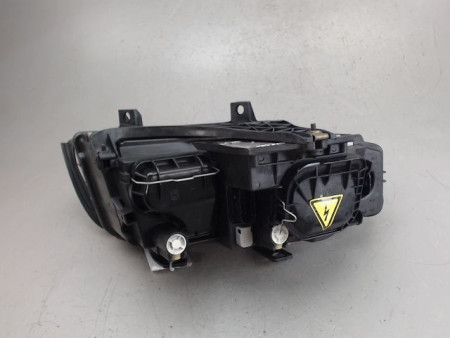PHARE GAUCHE AUDI A4