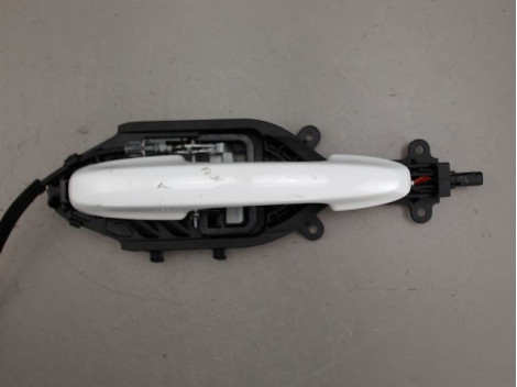 POIGNEE EXTERIEURE PORTE AVANT DROIT FORD KUGA
