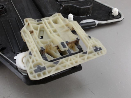 MECANISME LEVE-GLACE ARRIERE DROIT FORD KUGA