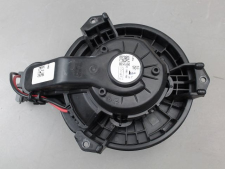 MOTEUR VENTILATEUR CHAUFFAGE FORD KUGA
