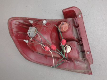 FEU ARRIERE DROIT HYUNDAI GETZ