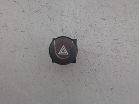 BOUTON DE WARNING CITROEN BERLINGO