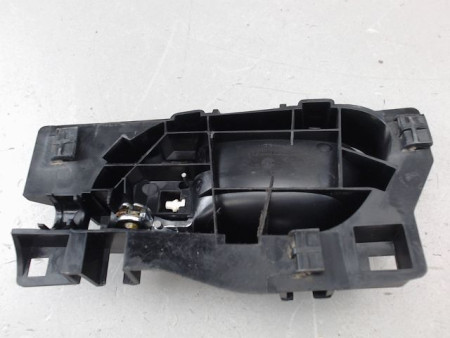 POIGNEE INTERIEURE PORTE AVANT DROIT PEUGEOT 5008