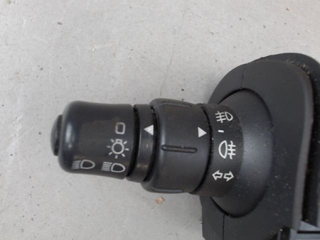 COMMANDE CLIGNOTANT RENAULT MEGANE